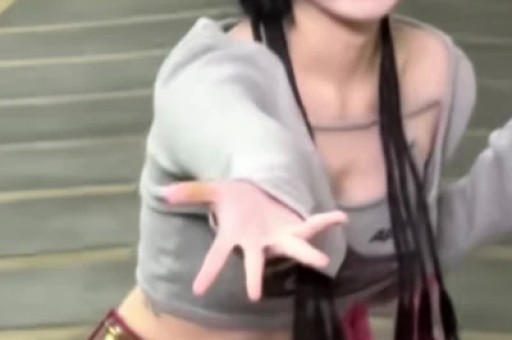 结婚几十年零绯闻看清何冰妻子是谁后才懂他为何不敢乱来